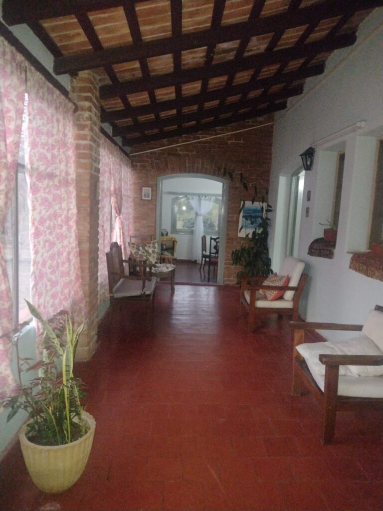 WhatsApp-Image-2024-10-21-at-15.32.32-2-768x1024 Fotos de Alumnos/as Felices